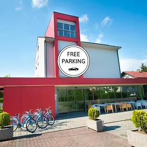 Simbol With Free Private Parking Ostello