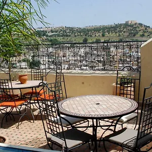 riad-le-patio-de-fes.hotelfesmorocco.com/